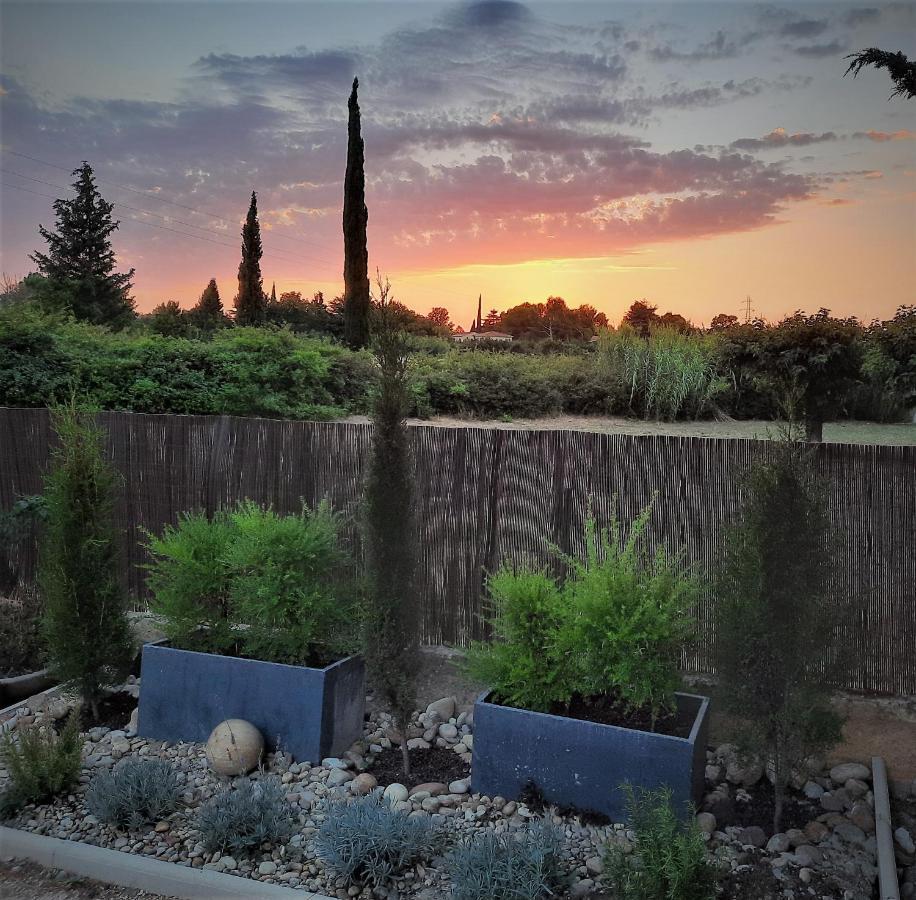 La Maison Du Chemin Des Prairies Morieres-les-Avignon Exteriér fotografie