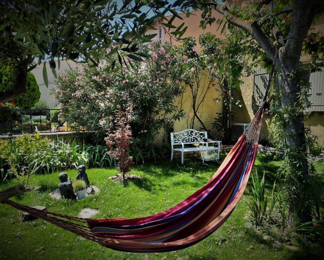 La Maison Du Chemin Des Prairies Morieres-les-Avignon Exteriér fotografie